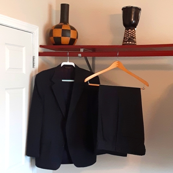 Hardwick mens suit,Charcoal pinstripe, 42 regular - Picture 1 of 6